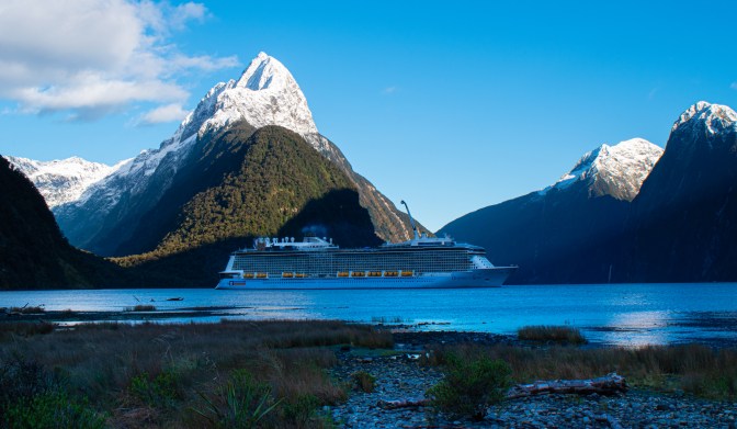 246E5A00-DF8B-4840-B5F5-A1C7F1EBD662