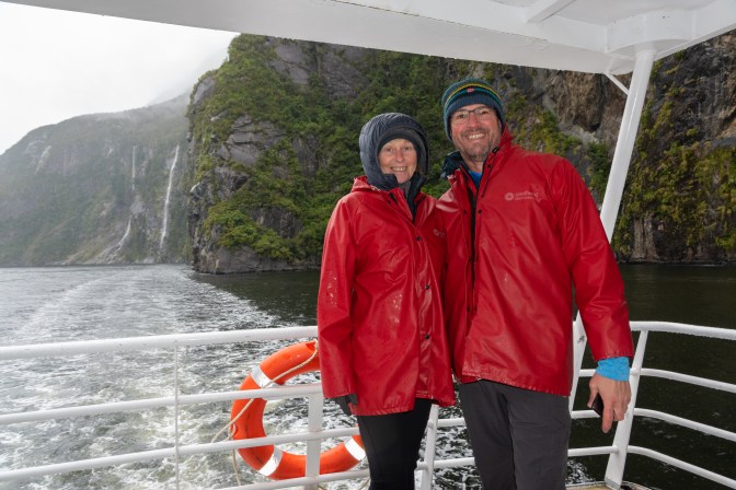 4FFD7BEF-9218-421A-8EEF-0665DDF6B5D7