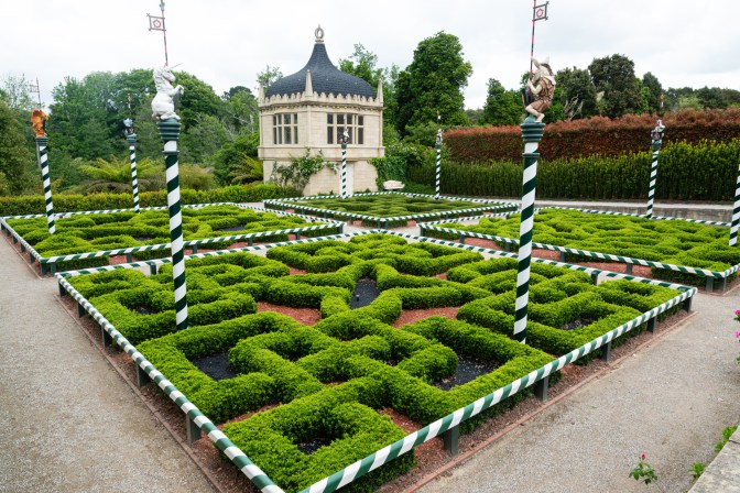 1649E944-65A6-4503-A2E1-55BCF139BF5A