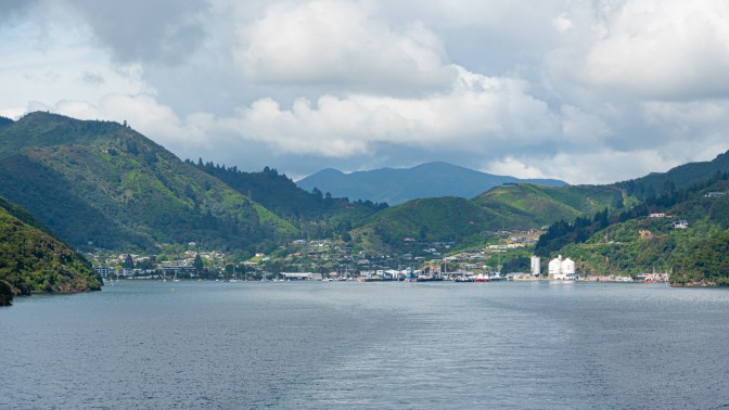 39092D49-F598-4880-B869-0E6086B0E25E