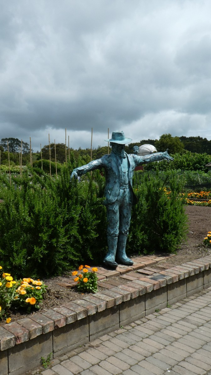 56043293-57F9-44D0-B300-837565808D97