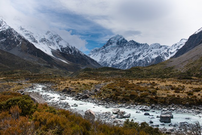 6984DAEE-FD12-4AE3-B650-407695F1F346