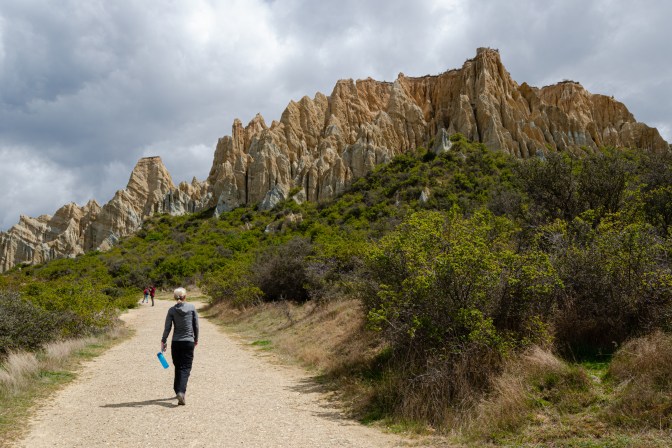 6B3C9031-EE3B-48D6-B3BA-A5DDA0EA5B7D