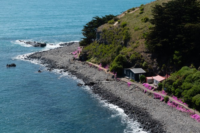 8493A3EF-129B-4779-8D0B-31507B6EF55E