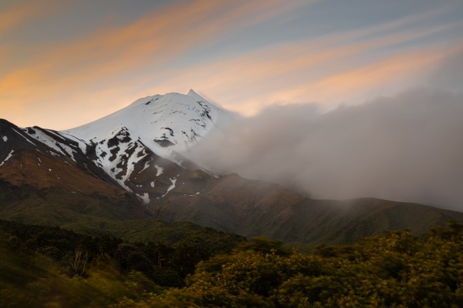 86A69DBA-CA1B-4B48-9736-DE304BF33A96