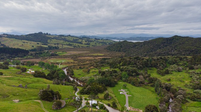 DF86BAE8-21D2-4F9F-A808-42DD56DE0EA5