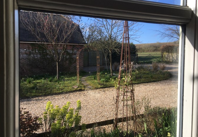 C37B93A7-97B2-4E88-A9C0-FB1784E339CE