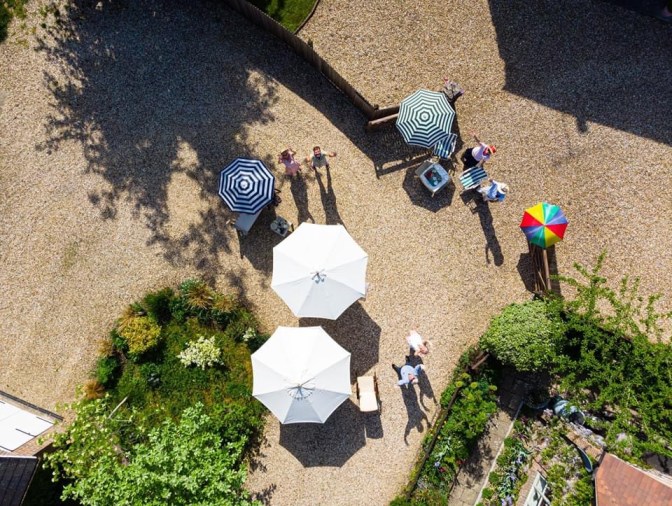 A21B0240-0DAB-4CEC-B143-F403B4051D25