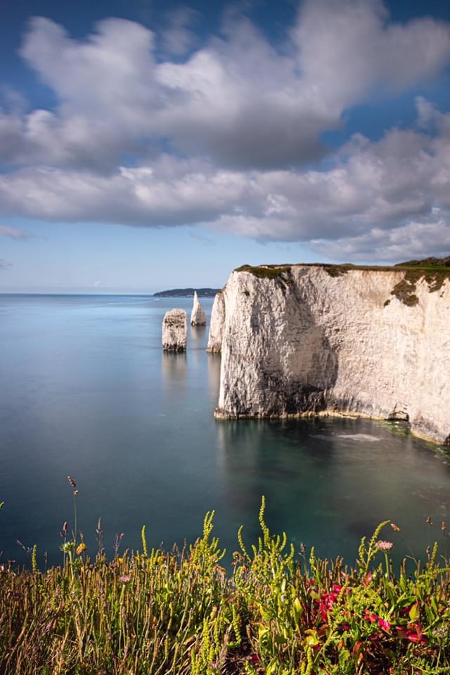 A4BC6A92-BFD0-4834-AE02-65492BA1C66F